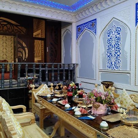 Hotel Rizqiro'Z Boutique 부하라 외부 사진