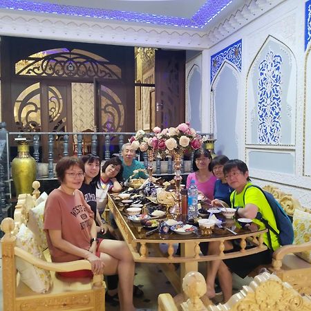 Hotel Rizqiro'Z Boutique 부하라 외부 사진