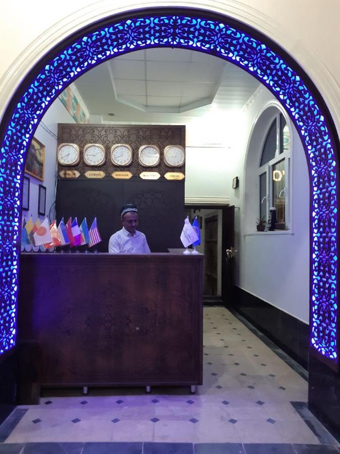 Hotel Rizqiro'Z Boutique 부하라 외부 사진