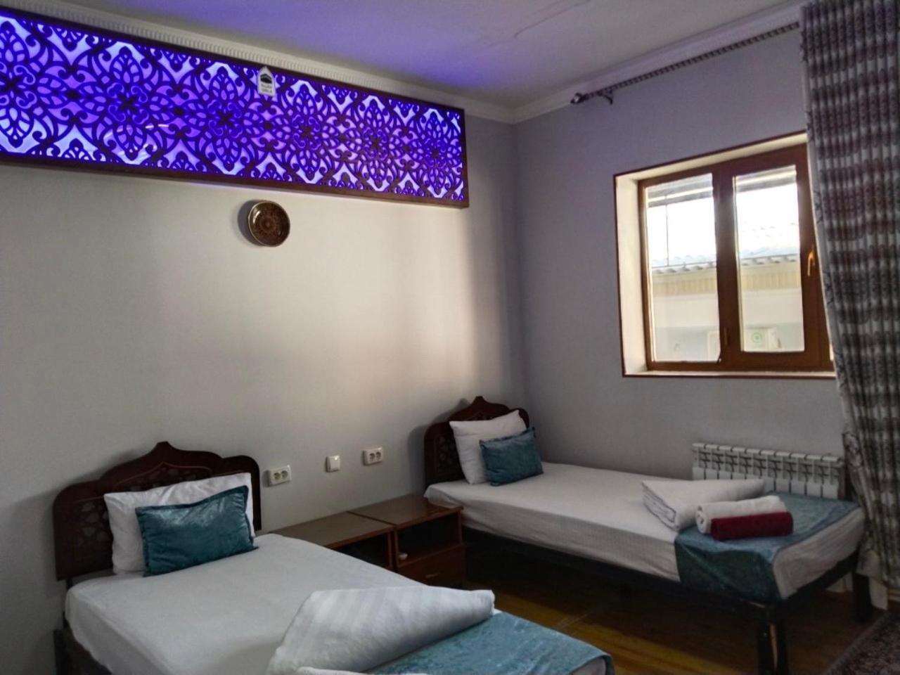 Hotel Rizqiro'Z Boutique 부하라 외부 사진