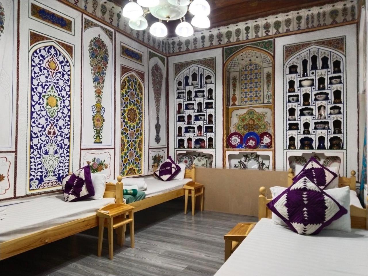 Hotel Rizqiro'Z Boutique 부하라 외부 사진