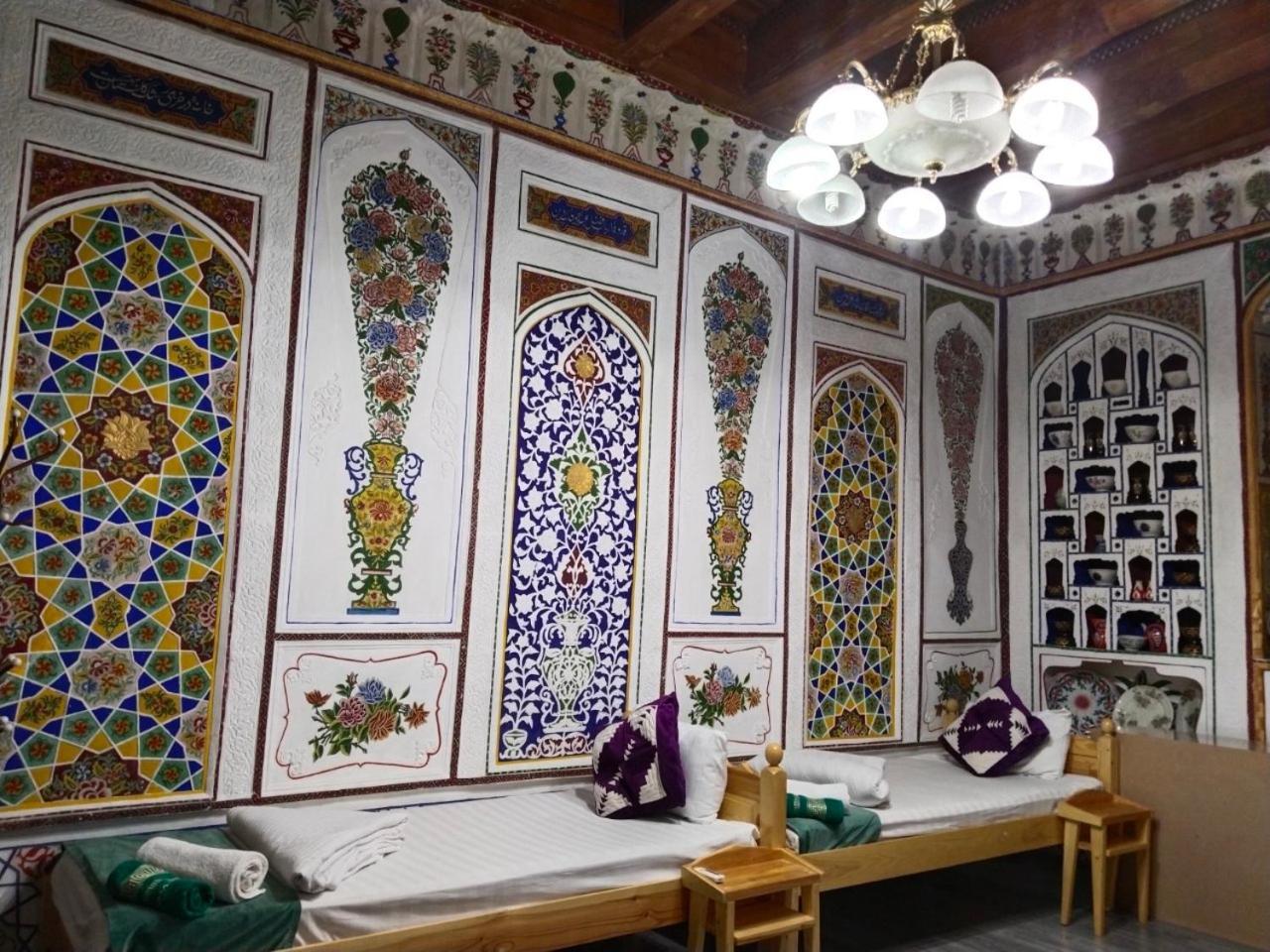 Hotel Rizqiro'Z Boutique 부하라 외부 사진
