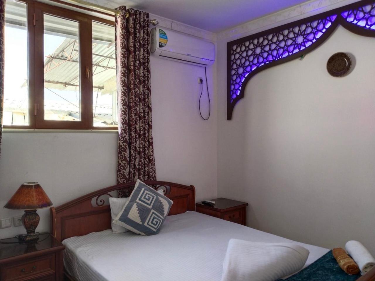 Hotel Rizqiro'Z Boutique 부하라 외부 사진