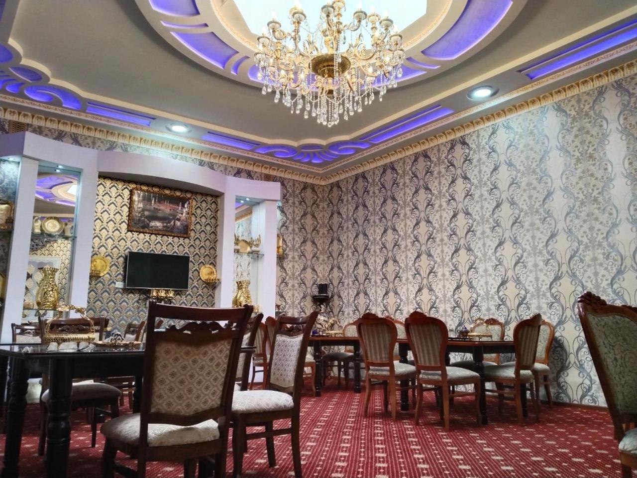 Hotel Rizqiro'Z Boutique 부하라 외부 사진